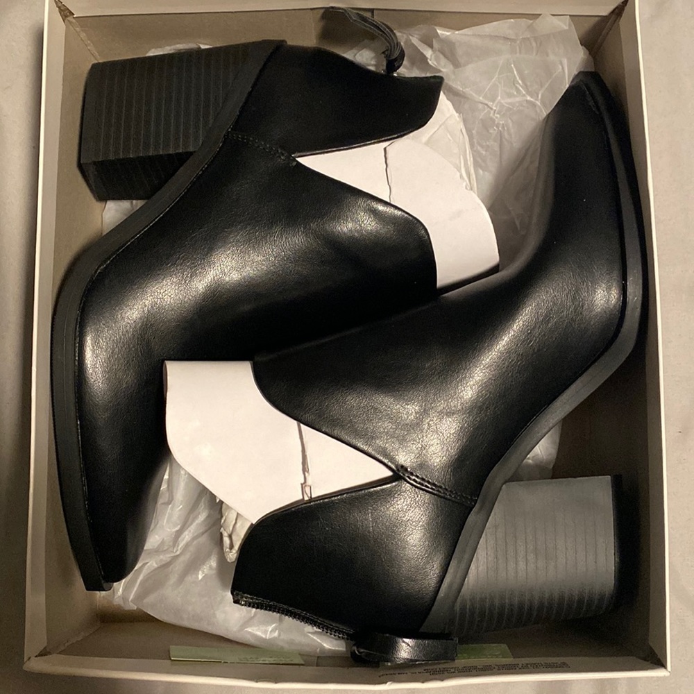 A New Day Women’s Booties Size 6.5